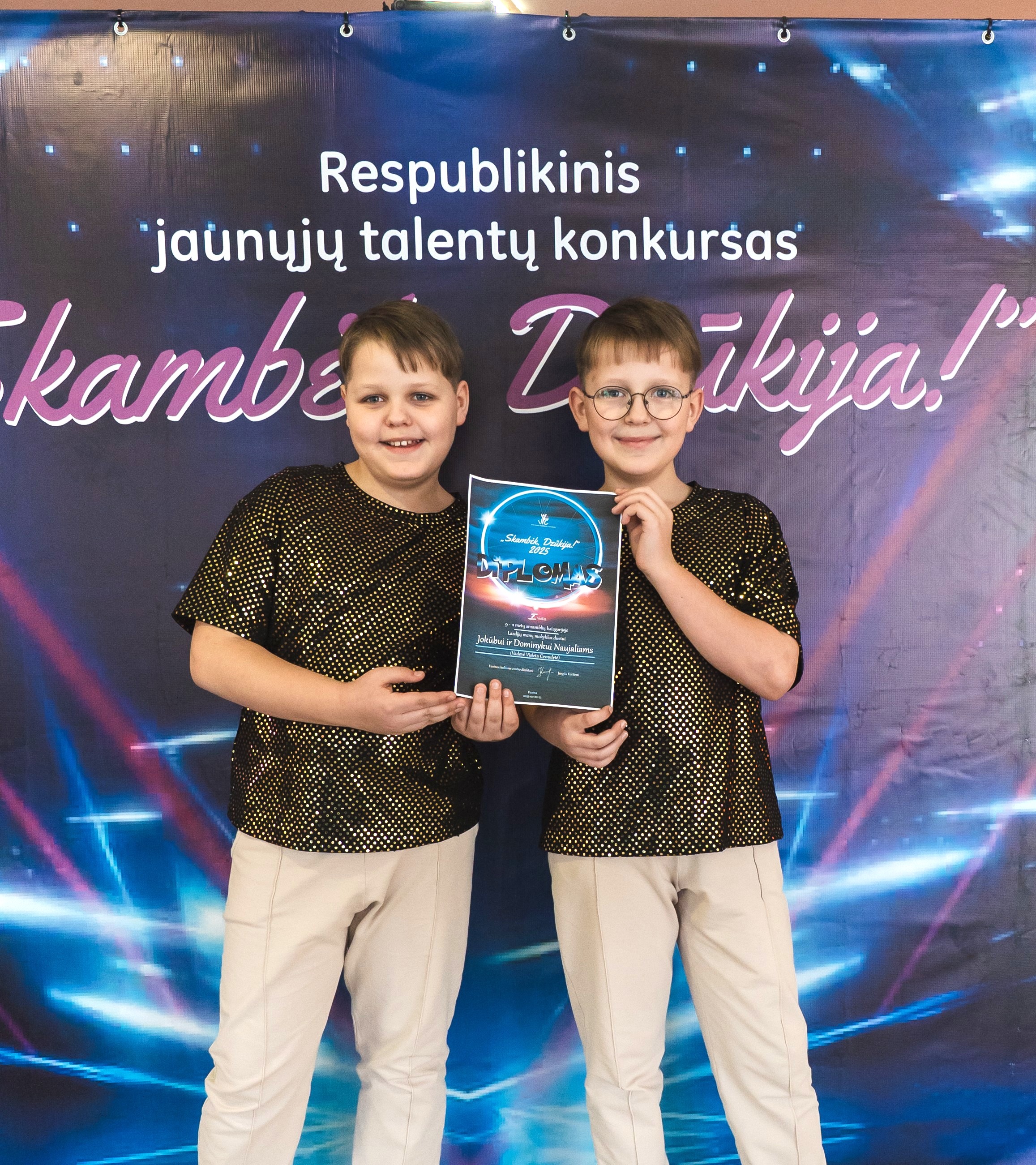 Jokūbas Naujalis ir Dominykas Naujalis